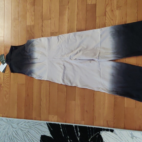Nike Women's jumpsuit - Picture 7 of 7